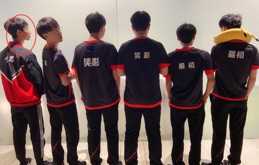 竞猜热点战队状态火热,誓夺总冠军 竞猜热点战队状态火热,誓夺总冠军