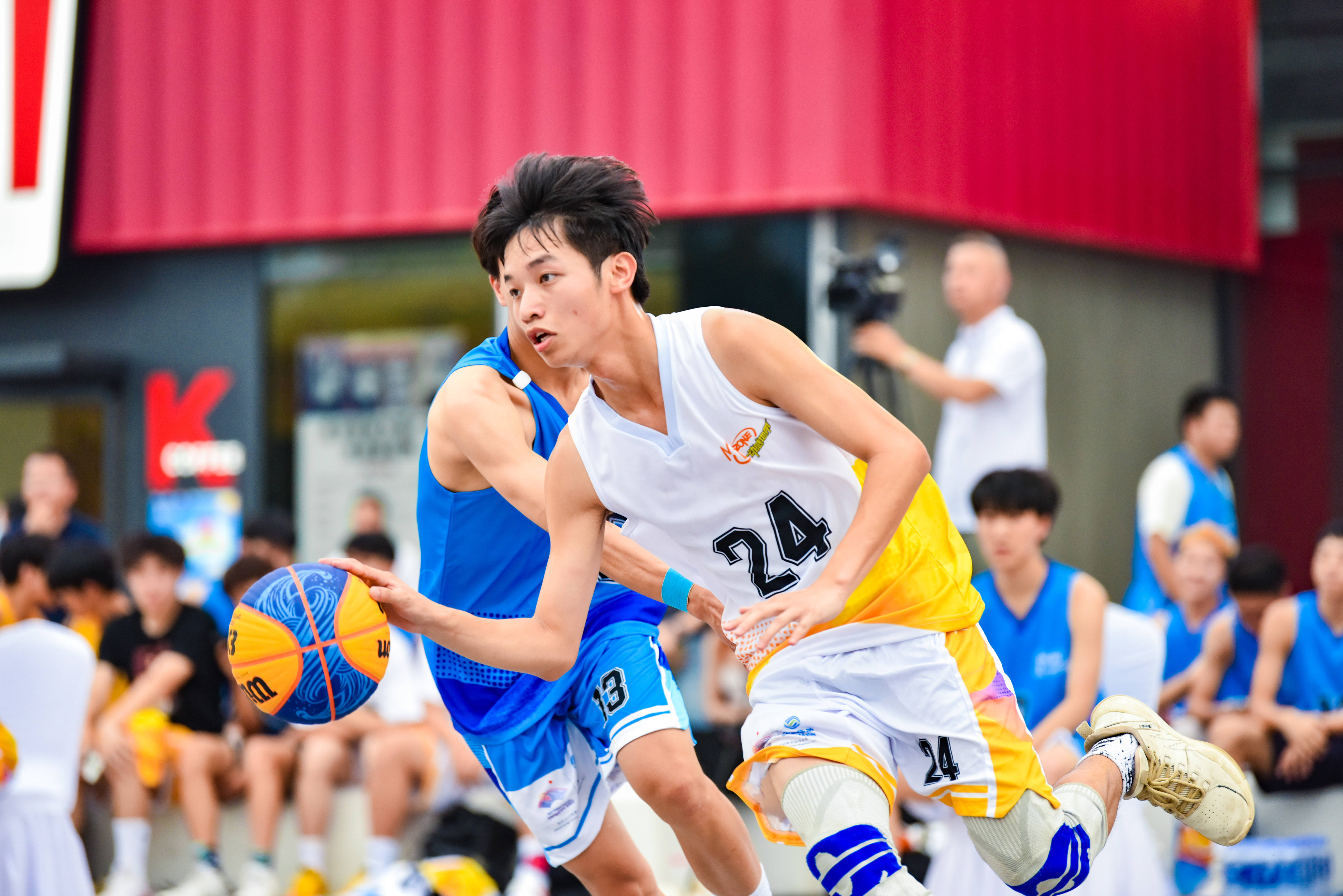 篮球赛事精彩瞬间盘点，年度回顾震撼登场的简单介绍