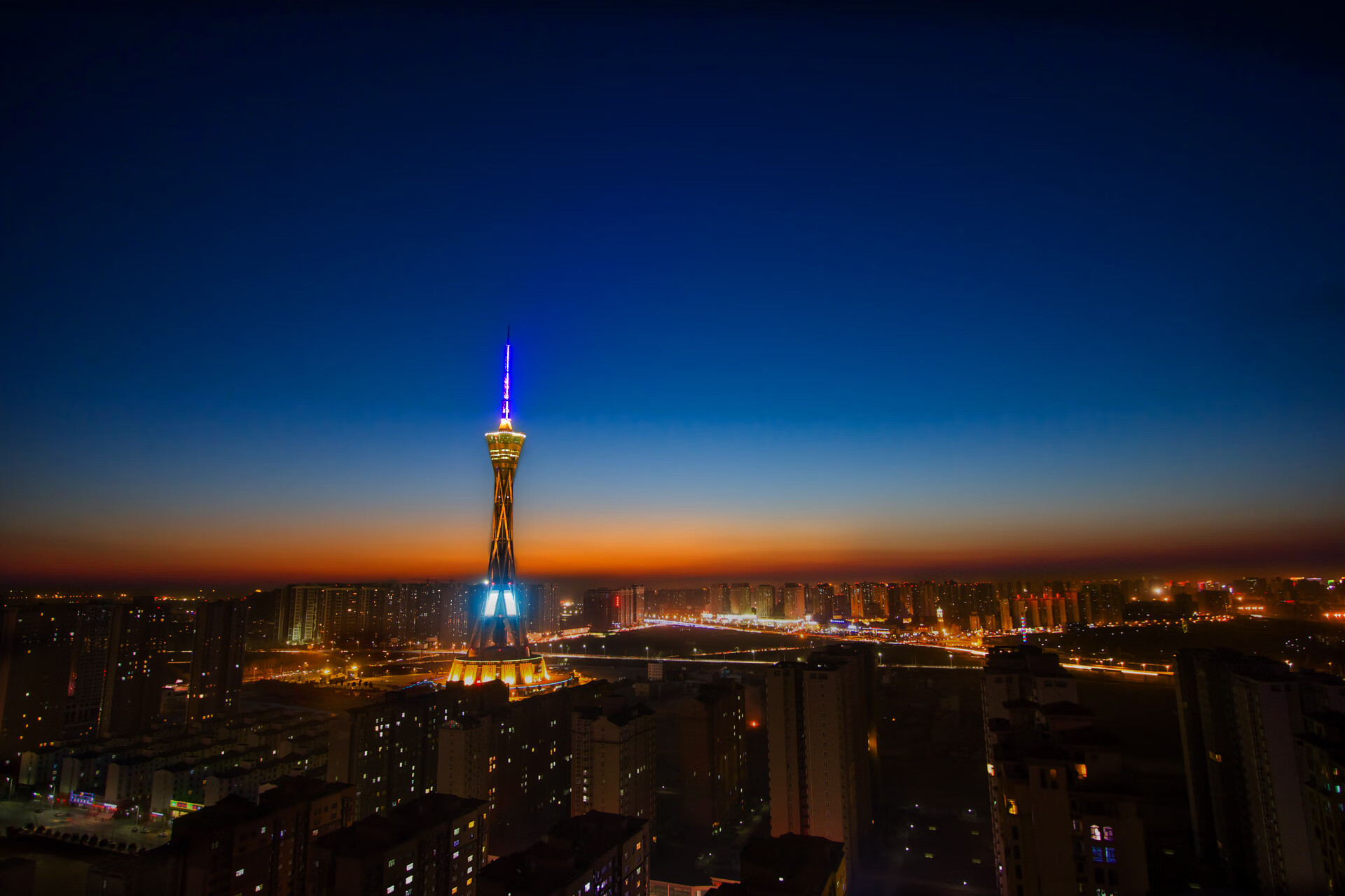 最后的疯狂，当诺坎普终场哨撞碎雷霆末节计时器