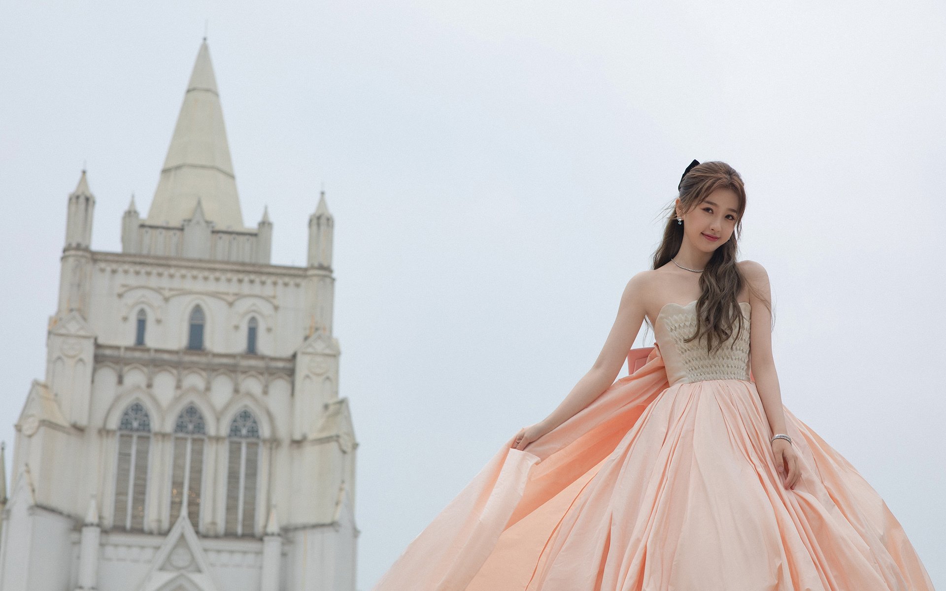 琴弦拨动风暴，当罗德里戈的舞步，踏过希腊的争冠战鼓