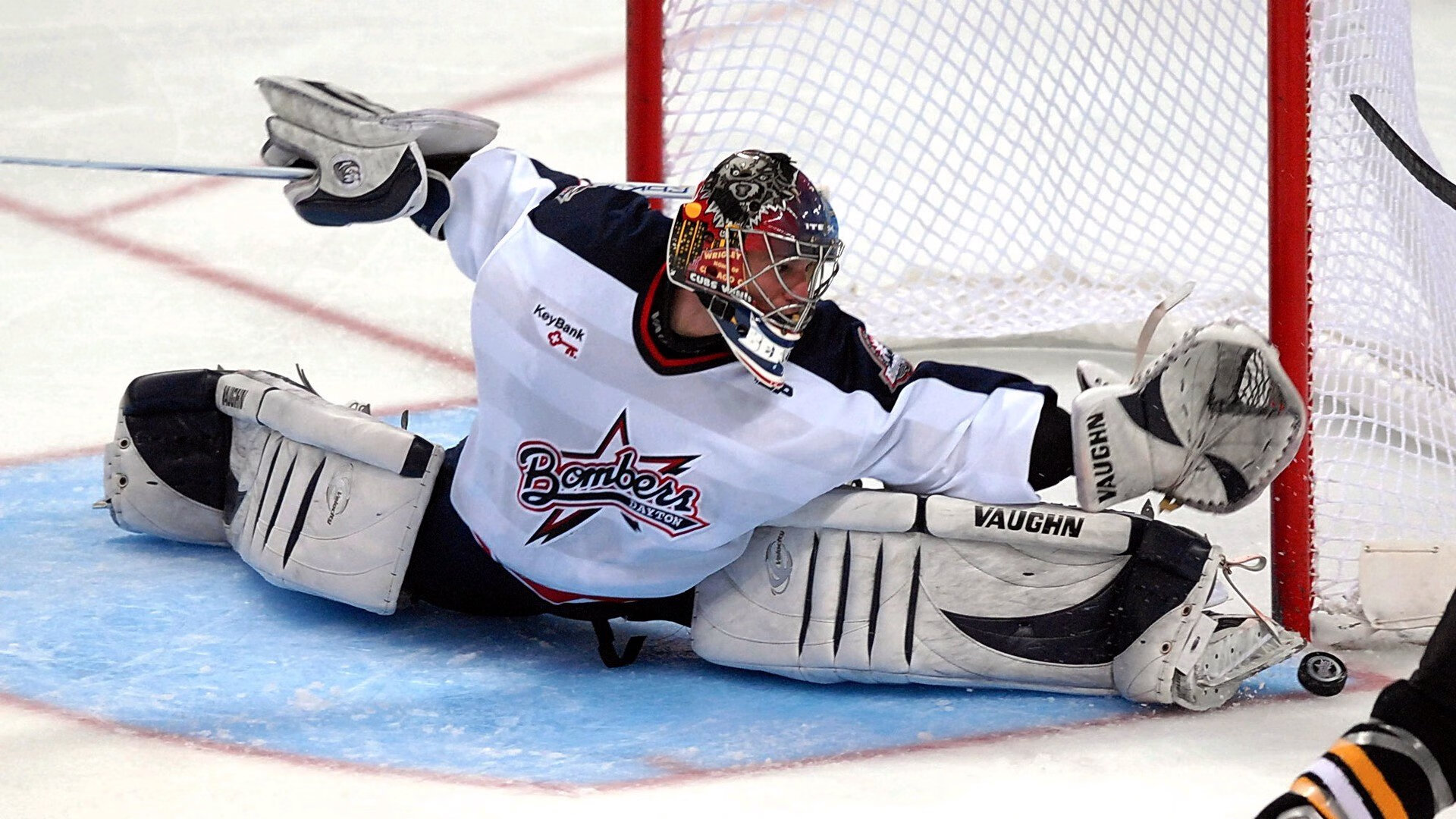 破网而出，冰山开裂的瞬间，只在心跳三秒间