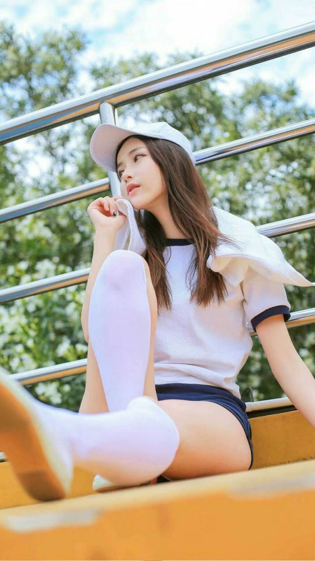 舞台的引力，当聚光灯亮起，有些人注定为征服而来—从马丁内利的巨星法则到多特蒙德的碾压之夜